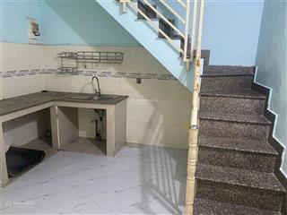 Bán nhà nhỏ có sổ hồng riêng khu dân cư hiện hữu