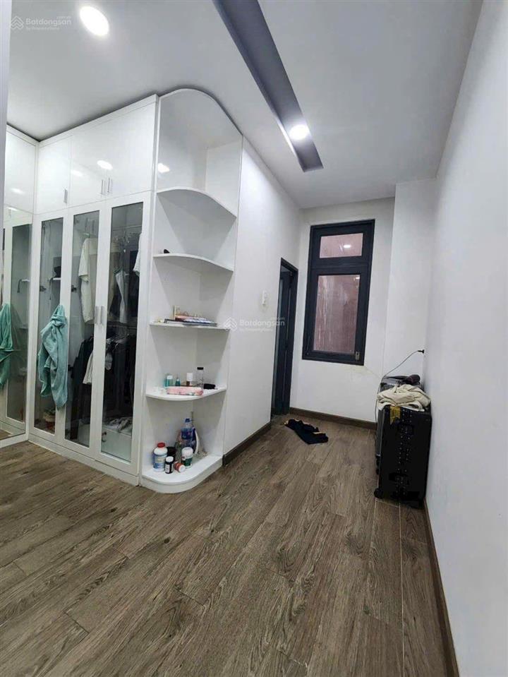 Bán nhà 4 tầng hẻm xe hơi 4pn 3wc khu vip gần gigamall