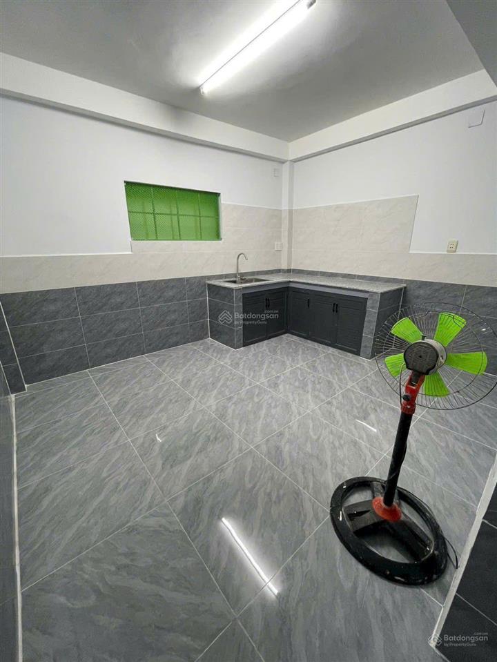 Bán nhà 2 tầng siêu đẹp gần chợ hiệp bình