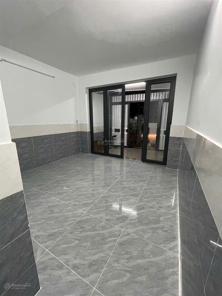 Bán nhà 2 tầng siêu đẹp gần chợ hiệp bình