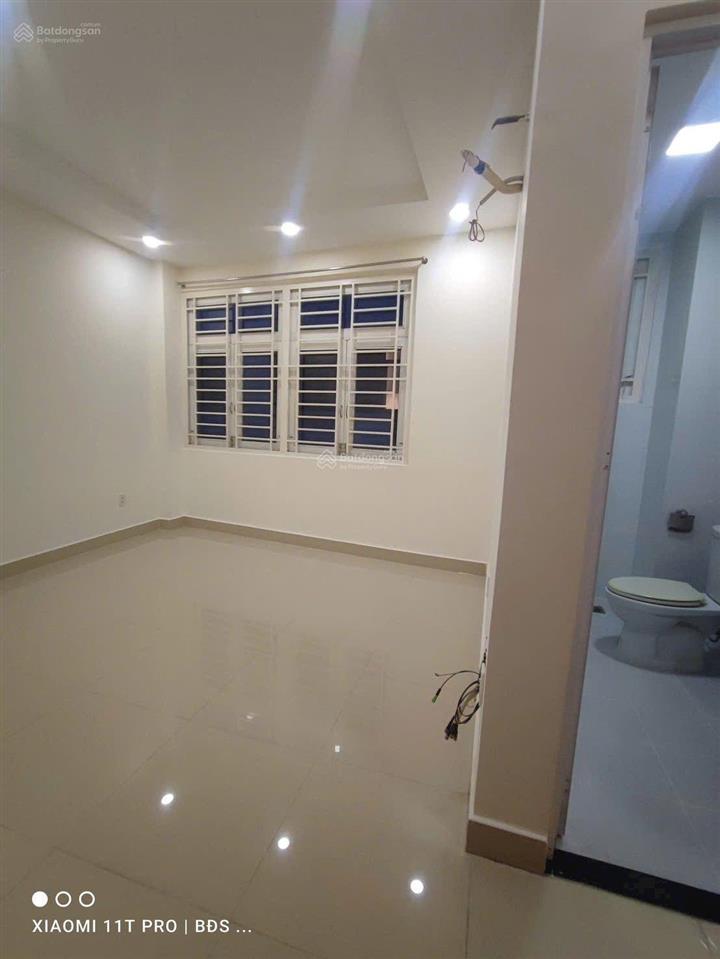 Bán nhà 3 tầng hẻm xe hơi gần vạn phúc ql13 mở rộng