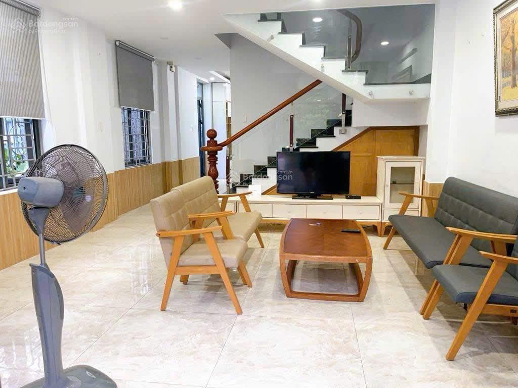 Cần cho thuê nhà 4/54 đường số 5, phường bình hưng hòa