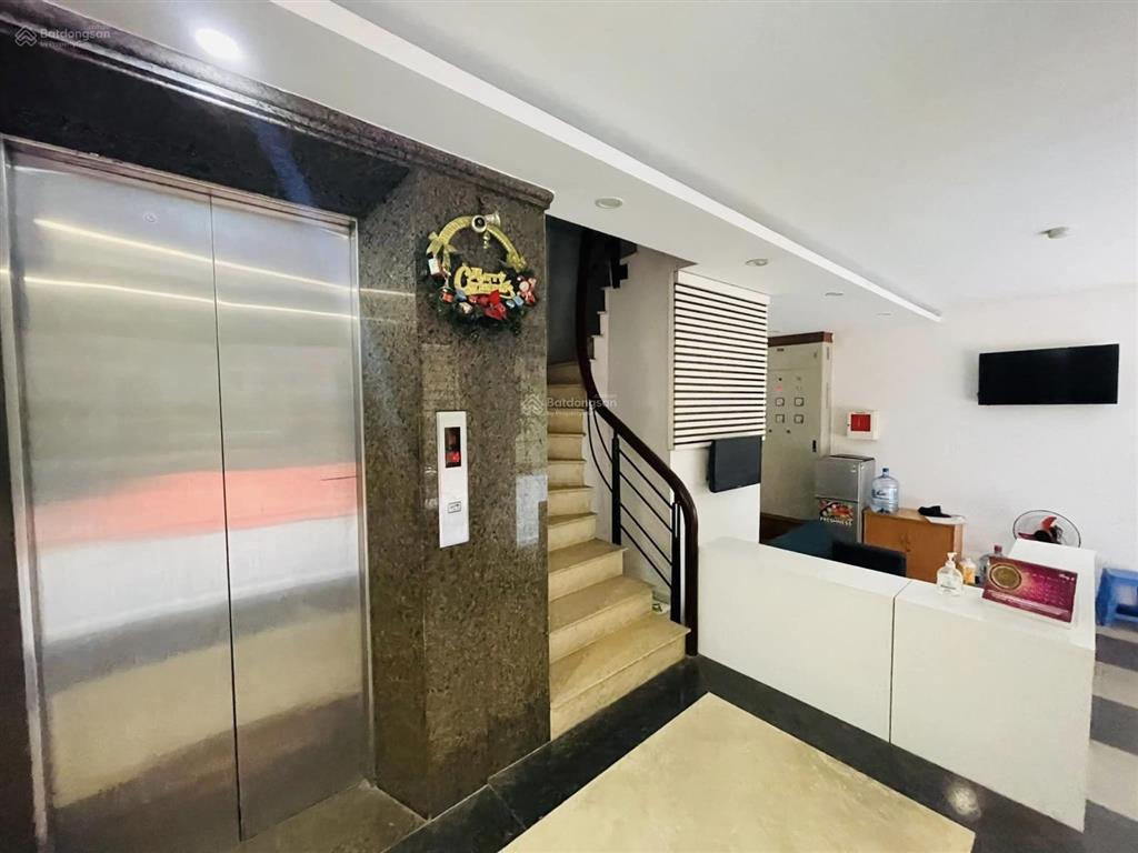 Bán gấp nhà phố vạn phúc, liễu giai. 75m2, xây sẵn 6 tầng thang máy còn mới về ở luôn, cách mp 15m