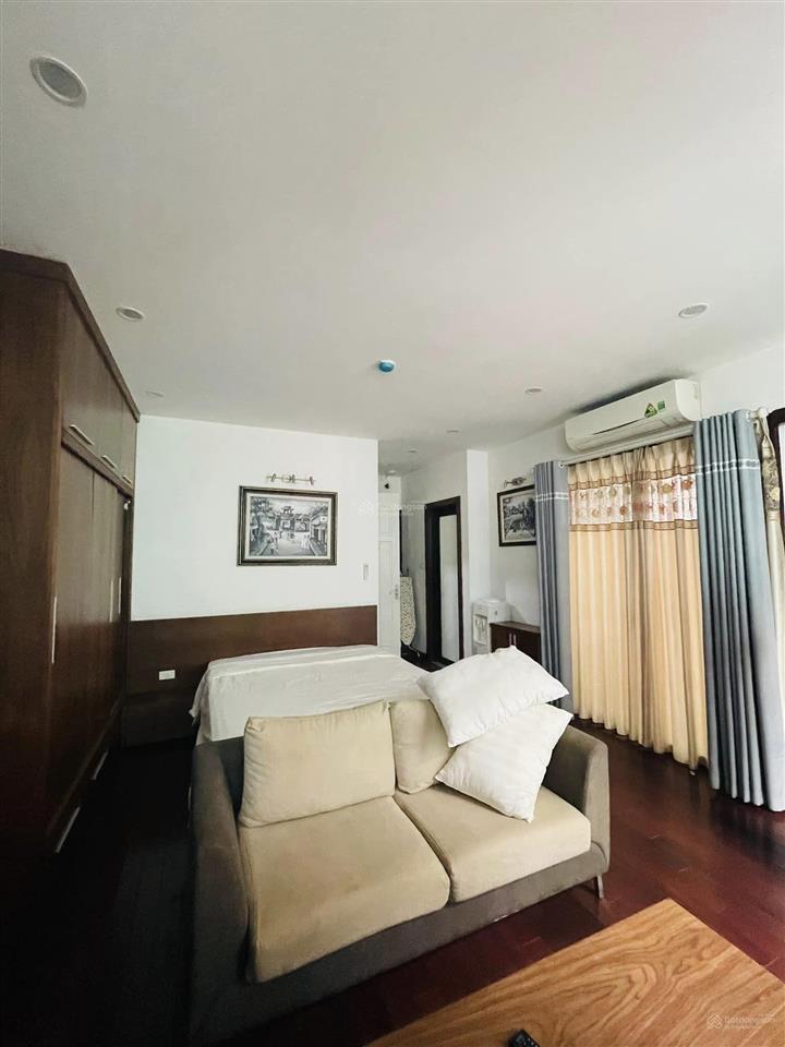 Bán gấp tòa nhà 10 tầng mặt phố thái phiên, dt 120m2, mt 10m, lô góc. giá chào 82 tỷ