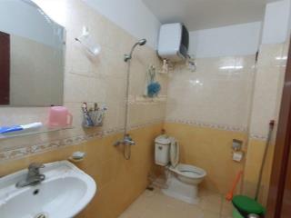 Cần bán gấp nhà 4 tầng mp cổ hàng ngang, ngõ gạch. dt 37m2, mt 5m. lô góc. sổ vuông đẹp. kd tốt