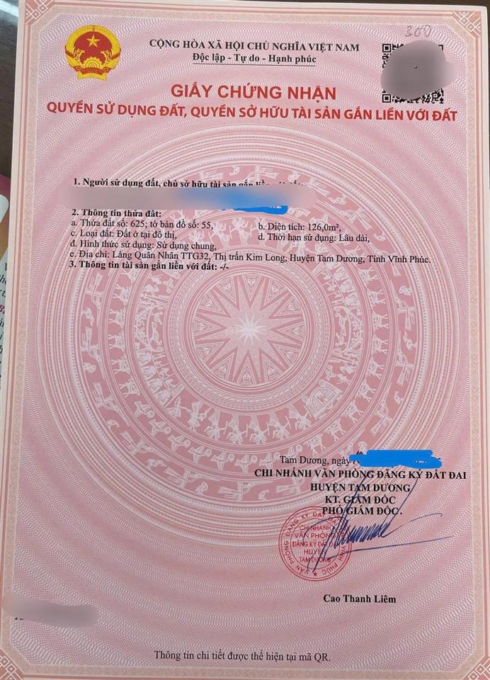 Bán đất đấu giá x32 kim long, tam dương. diện tích 126m, mặt tiền 7m, đường 11m ô tô tránh. sổ đỏ