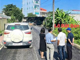 Bán đất đấu giá x32 kim long, tam dương. diện tích 126m, mặt tiền 7m, đường 11m ô tô tránh. sổ đỏ