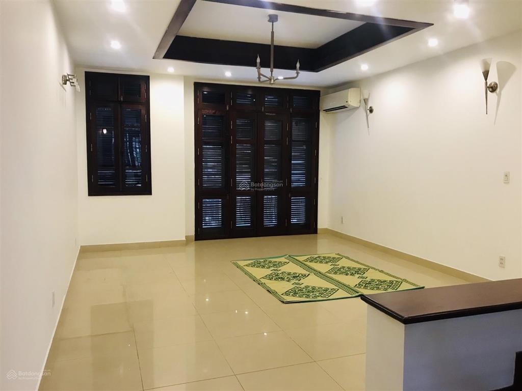Phân lô ngõ rộng chùa láng 55m2x4t mt4m nhà vuông vắn đường 2 oto phù hợp cho vp, kd sạch sẽ 27tr