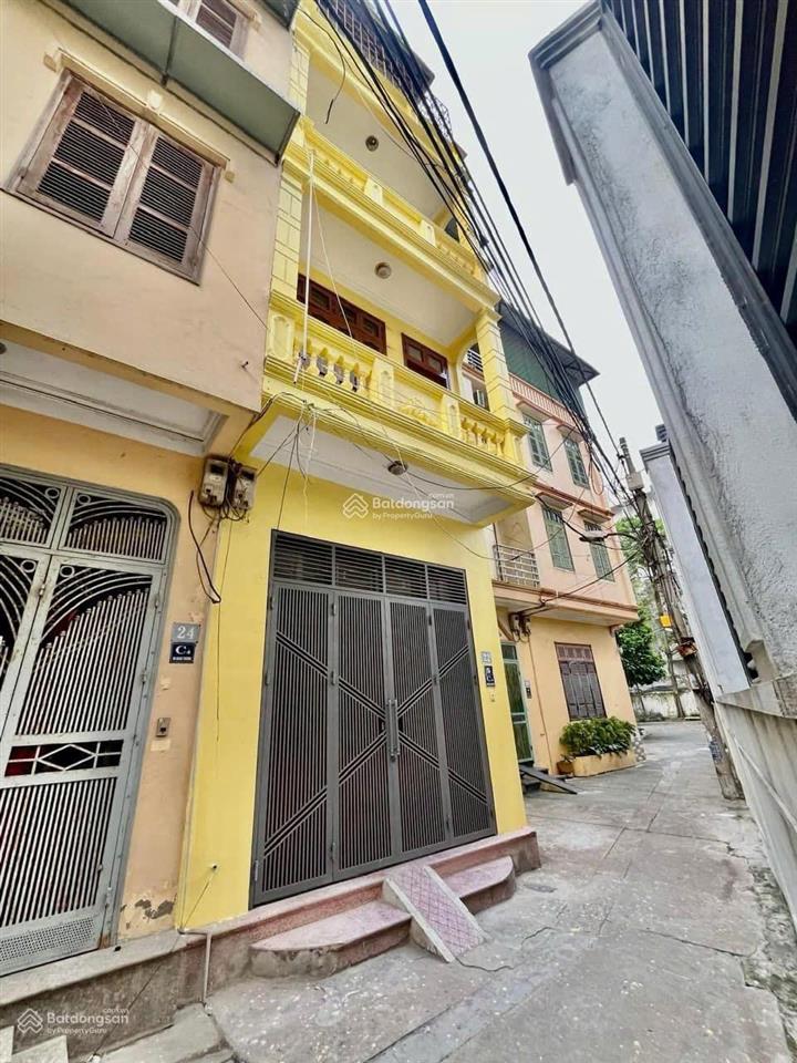 Không có căn thứ 2 ở chùa láng  45m2x4t mt4m cách phố 20m phù hợp nhà ở, kd sạch sẽ giá tốt 15tr