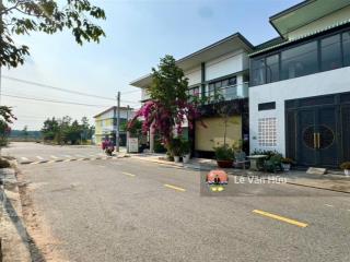 Bán căn shophouse 85m2 liền kề trường mầm non hoa sen khu đô thị oasis city