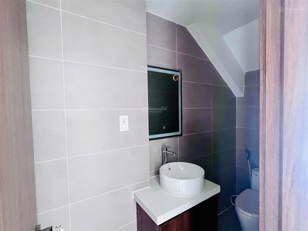 Cho thuê căn shophouse mặt tiền đường db4 hoàn thiện full nội thất 3 phòng ngủ cực đẹp