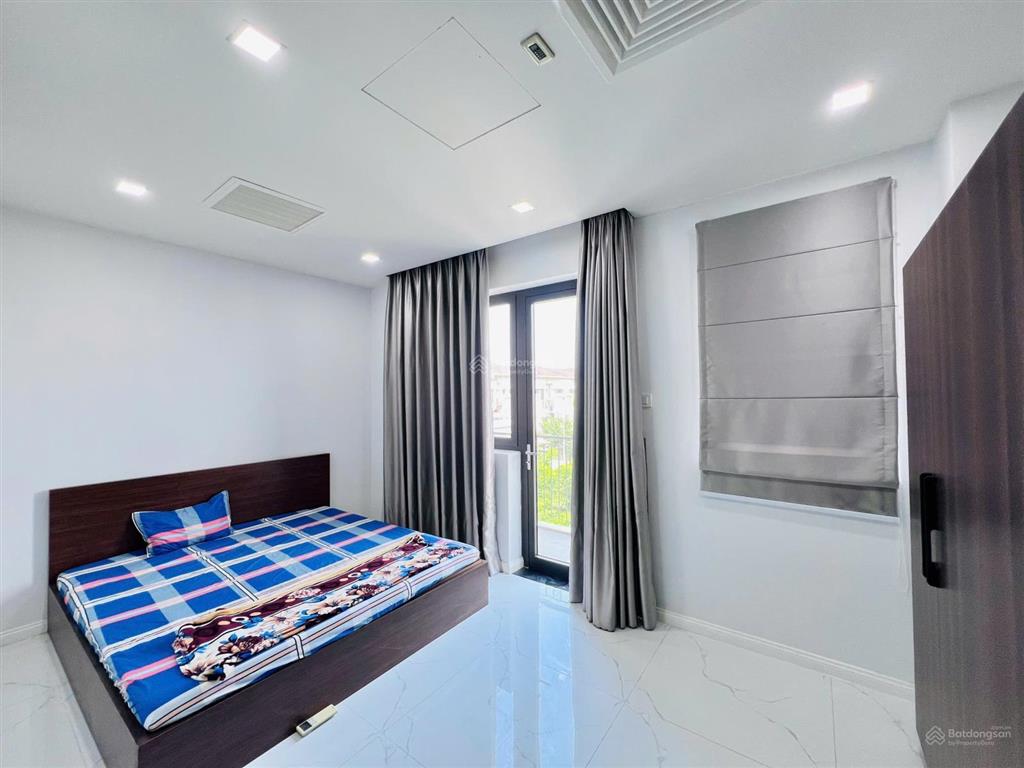 Cho thuê căn 3 tầng sun casa central nhà hoàn thiện 4 phòng ngủ giá 14 triệu/tháng