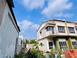 Bán căn 2 tầng oasis city chỉ 1.55 tỷ full thuế phí không phát sinh thêm