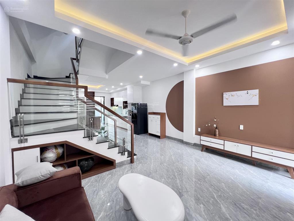Nhà cho thuê đầy đủ nội thất 3 phòng ngủ sun casa central  kcn vsip 2 bình dương