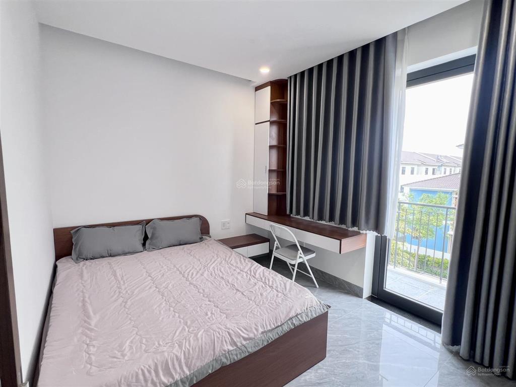 Nhà cho thuê đầy đủ nội thất 3 phòng ngủ sun casa central  kcn vsip 2 bình dương