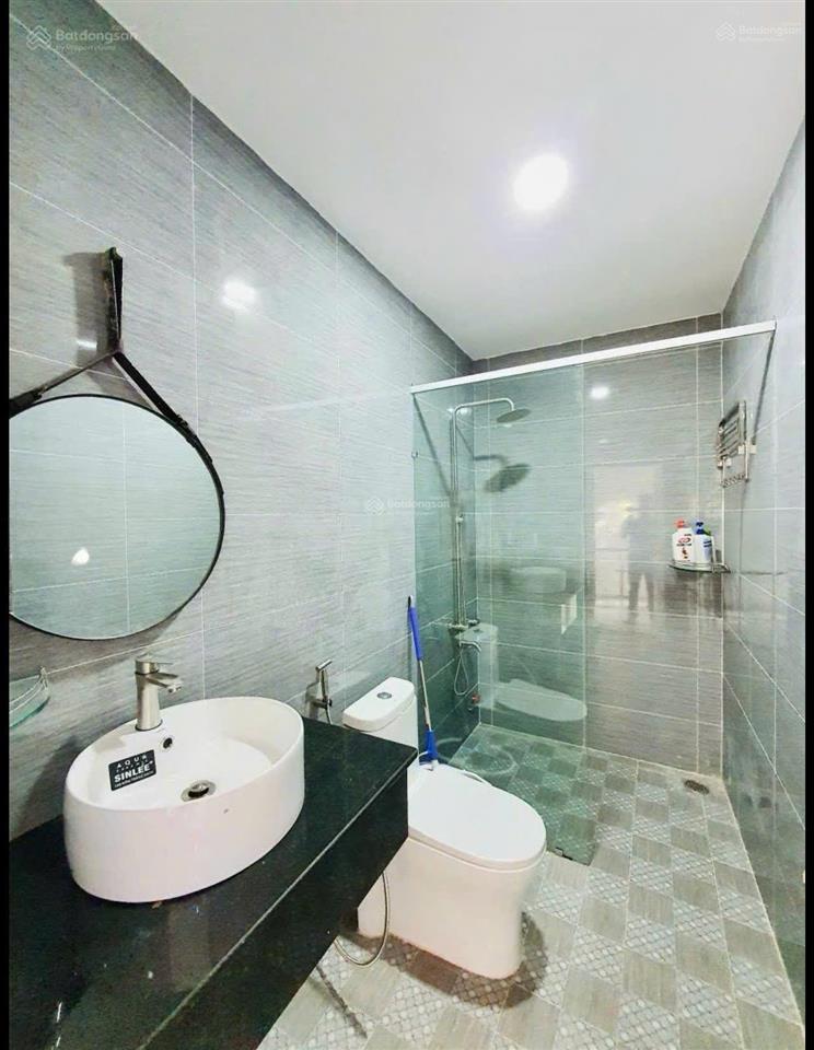 Bán căn shophouse oasis 2 tầng đã hoàn thiện 3 ngủ giá 2.05 tỷ
