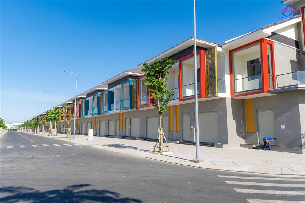 Biệt thự đơn lập sun casa central 2 tầng giá 6.6 tỷ