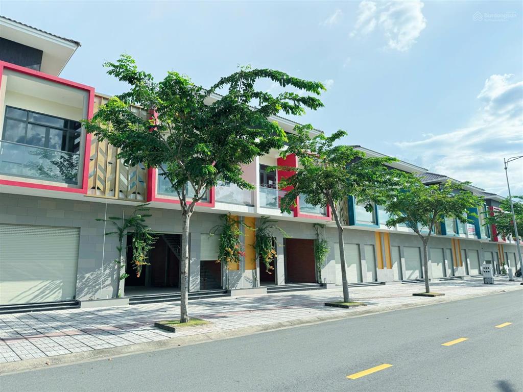 Biệt thự đơn lập sun casa central 2 tầng giá 6.6 tỷ
