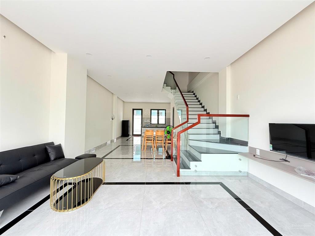 Cho thuê căn 4 phòng ngủ đầy đủ nội thất sun casa  kcn vsip 2 bình dương