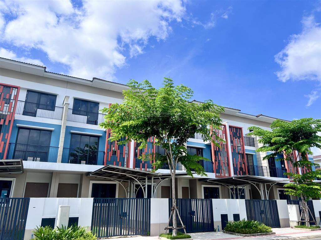 Căn 3 tầng sun casa central sổ hồng sẵn công chứng ngay giá 3,1 tỷ