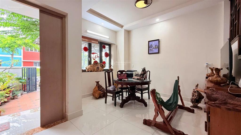 Bán căn 3 tầng nhà đã hoàn thiện nội thất sun casa central giá 3,7 tỷ
