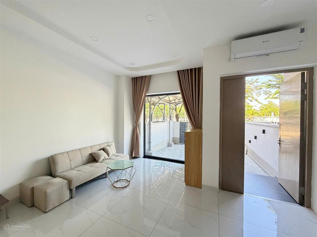 Cho thuê căn 4 ngủ đầy đủ nội thất sun casa central giá 16 triệu vào ở ngay