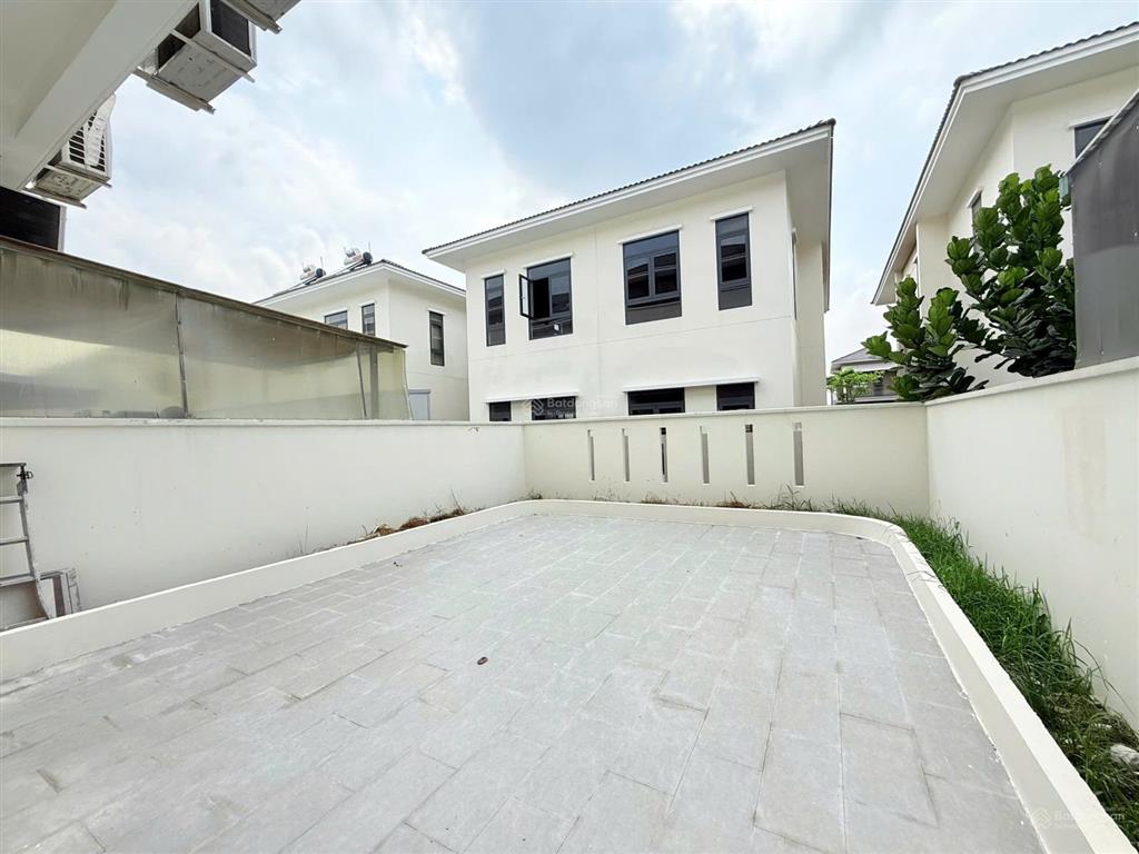 Cho thuê căn 4 ngủ sun casa central đầy đủ nội thất vào ở ngay