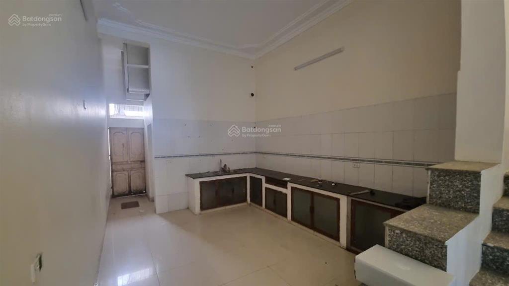 Bán nhà 3 tầng 80m full thổ cư gần chợ vĩnh yên