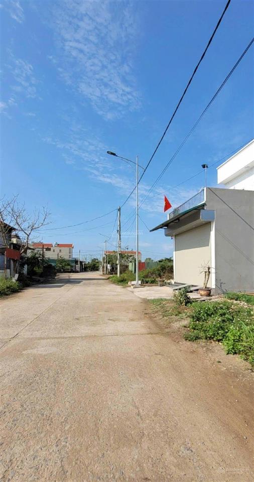 Đấu giá trại cá tân phong bình xuyên gần quy hoạch kdt hồ sáu vó