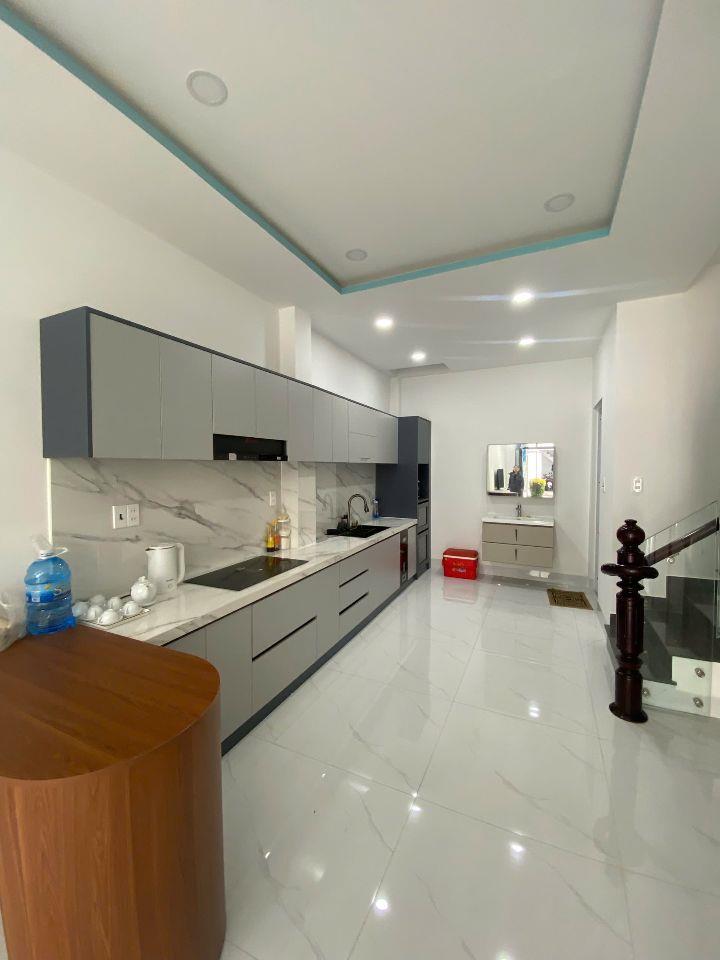 Chỉ hơn 7 tỷ có ngay nhà đẹp 3 tầng tttp khu bàn cờ Phường Nha Trang