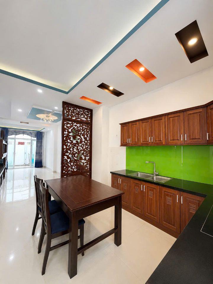 Nhà 3 tầng kề góc khu đô thị Vĩnh Điềm Trung giá tốt