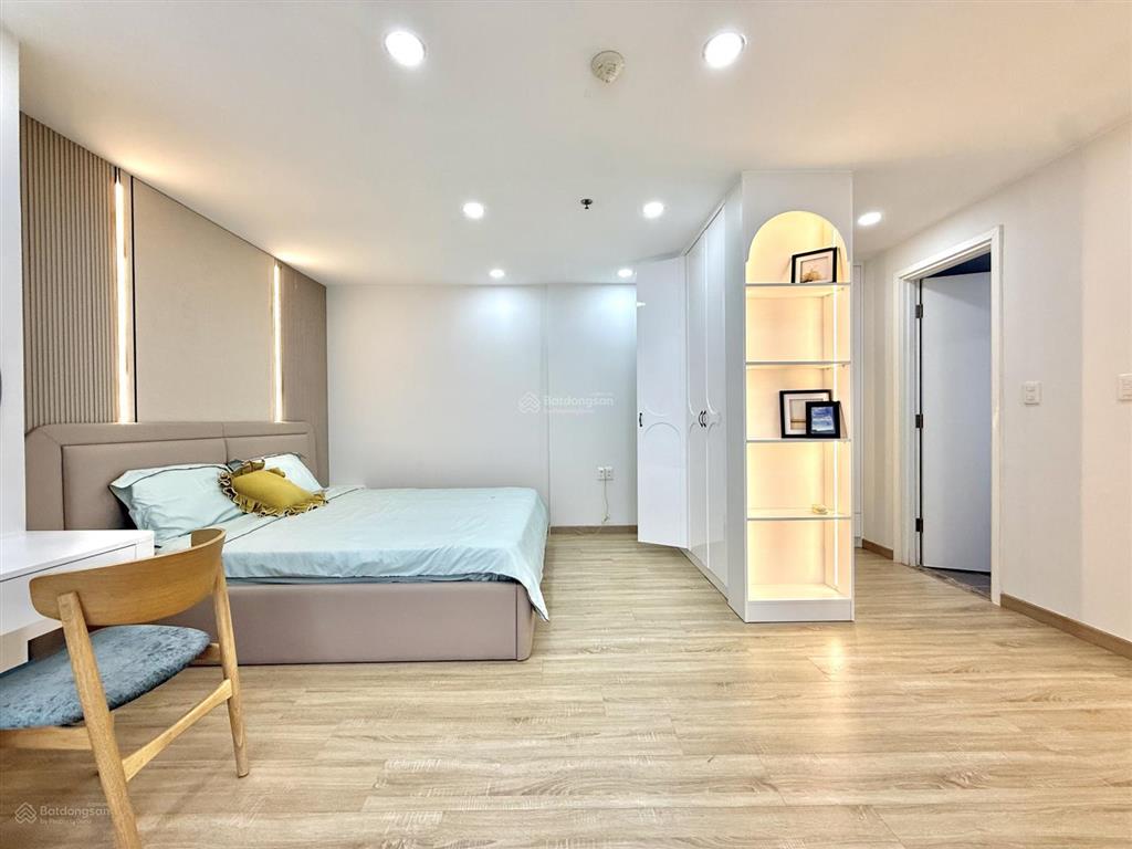 Căn 3pn lớn masteri cần bán  nội thất mới 100%