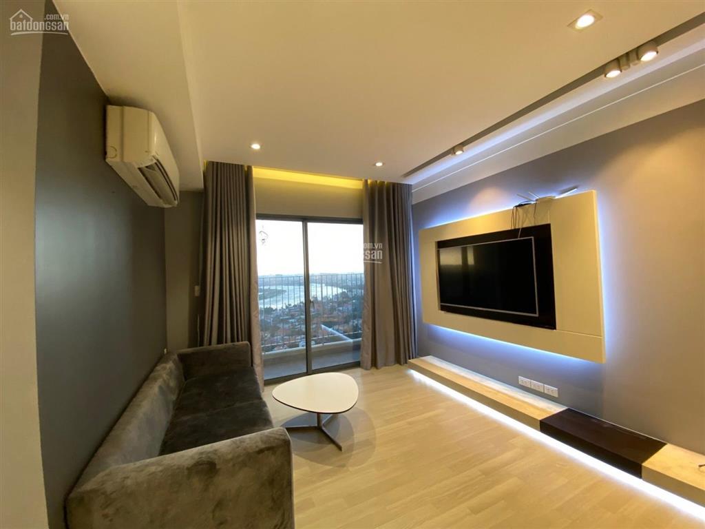Chính chủ gửi bán căn hộ 3pn view sông trực diện  nội thất hiện đại giá tốt