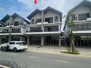 Bán biệt thự id junction long thành đồng nai giá chỉ 7.7 tỷ.