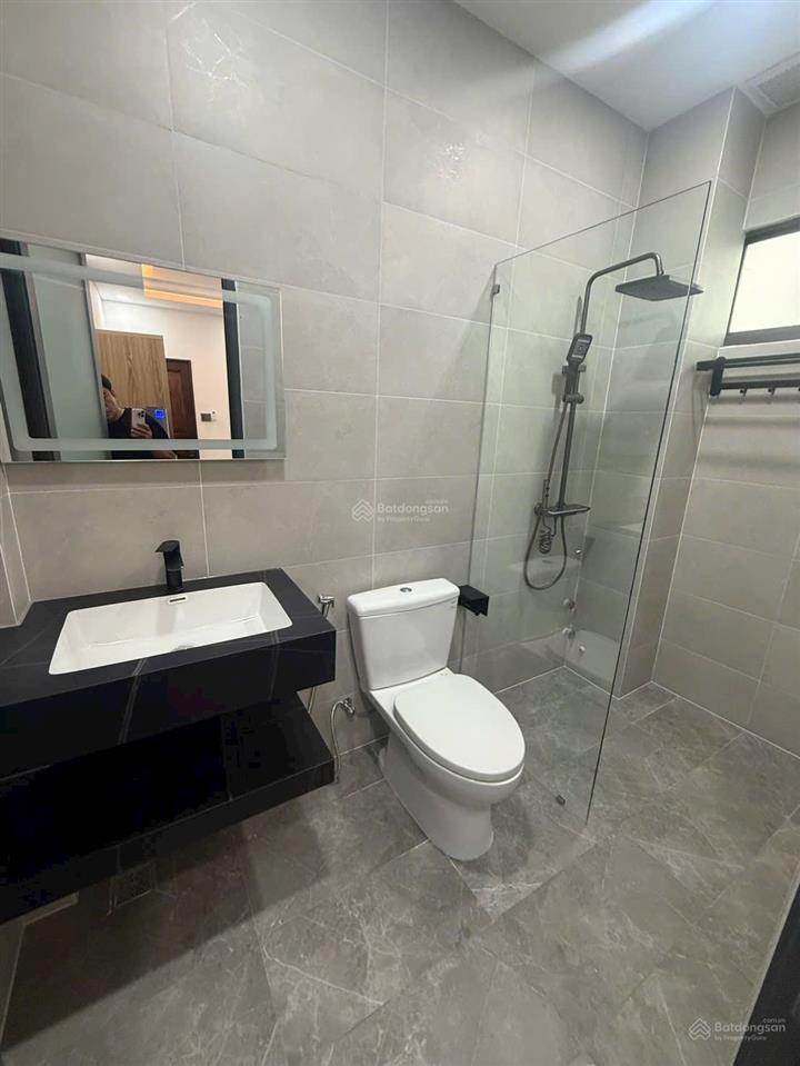Bán nhà mặt phố 1trệt 4lầu 72 võ oanh,p25,bình thạnh.dt 88m2,view đẹp,khu vực sầm uất, sẵn hđ thuê.