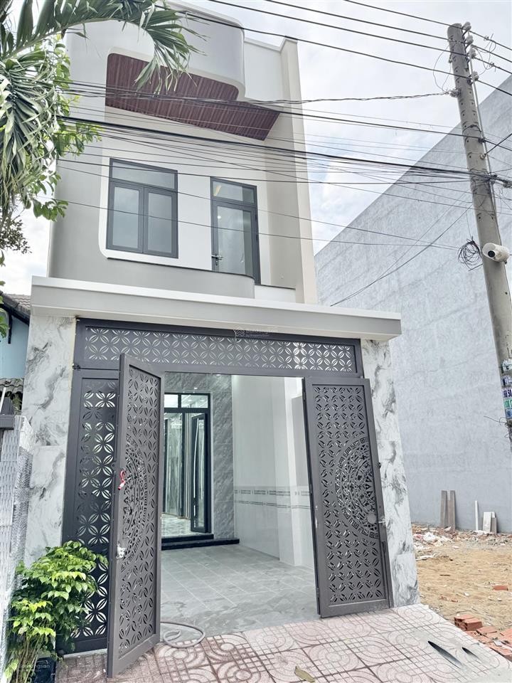 5,5 tỷ nhà mới xây full nội thất hoàn công đầy đủ dọn vào ở ngay