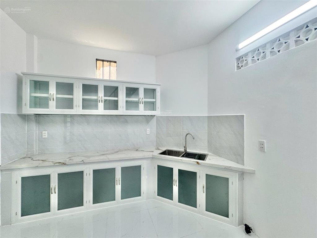Chính chủ bán nhà sổ riêng phường dĩ an 2,1 tỷ ngay chợ xóm nghèo