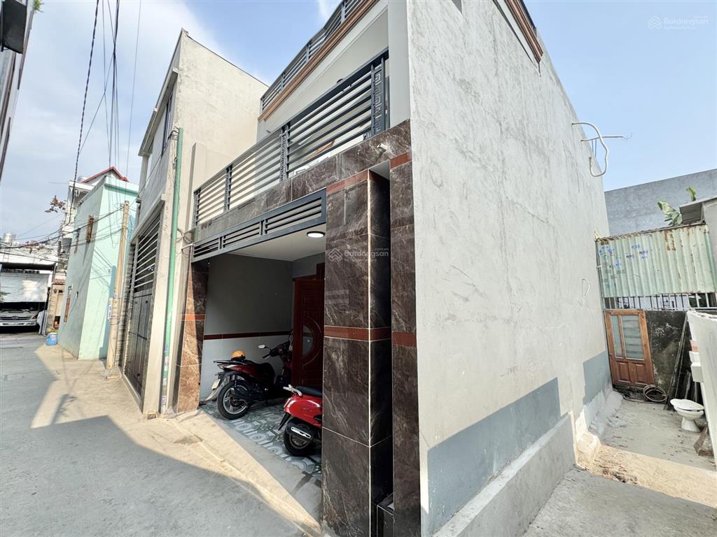 Chính chủ cần bán nhà lầu trệt sát chợ dĩ an phường dĩ an đường nguyễn thái học