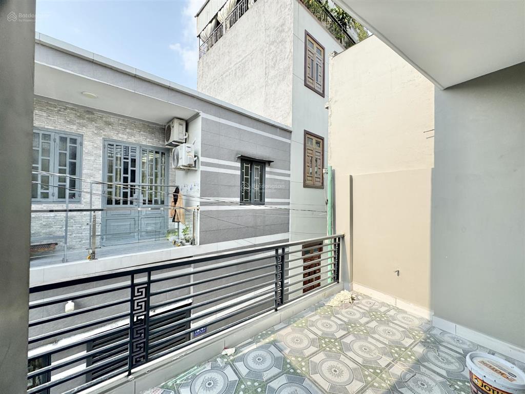 Chính chủ cần bán nhà lầu trệt sát chợ dĩ an phường dĩ an đường nguyễn thái học