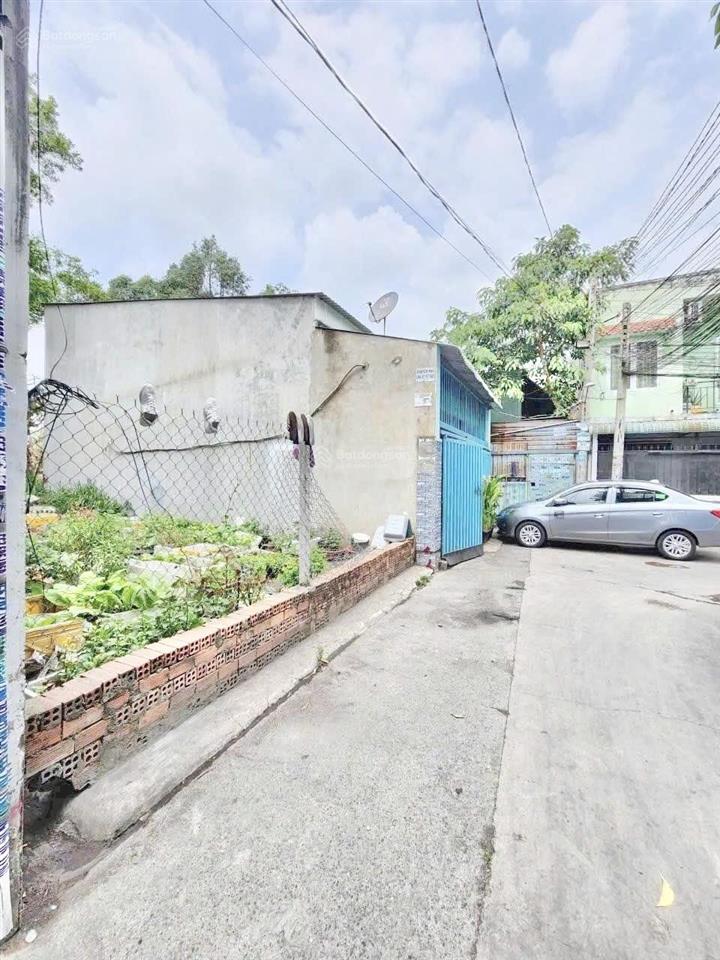 Chính chủ cần bán lô đất gần ngã 3 cây điệp sau chợ đỗ tấn phong dĩ an tp hồ chí minh