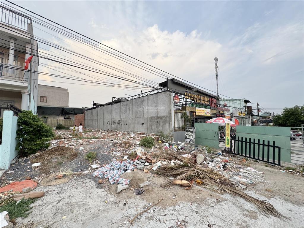 Đất mặt tiền khu kinh doanh sầm uất gần làng đại học quốc gia mặt tiền đường ống nước 9,3 tỷ