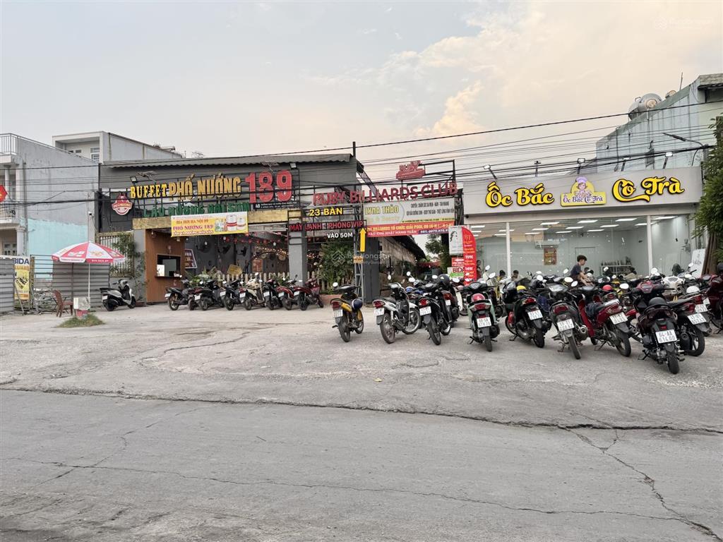 Đất mặt tiền khu kinh doanh sầm uất gần làng đại học quốc gia mặt tiền đường ống nước 9,3 tỷ