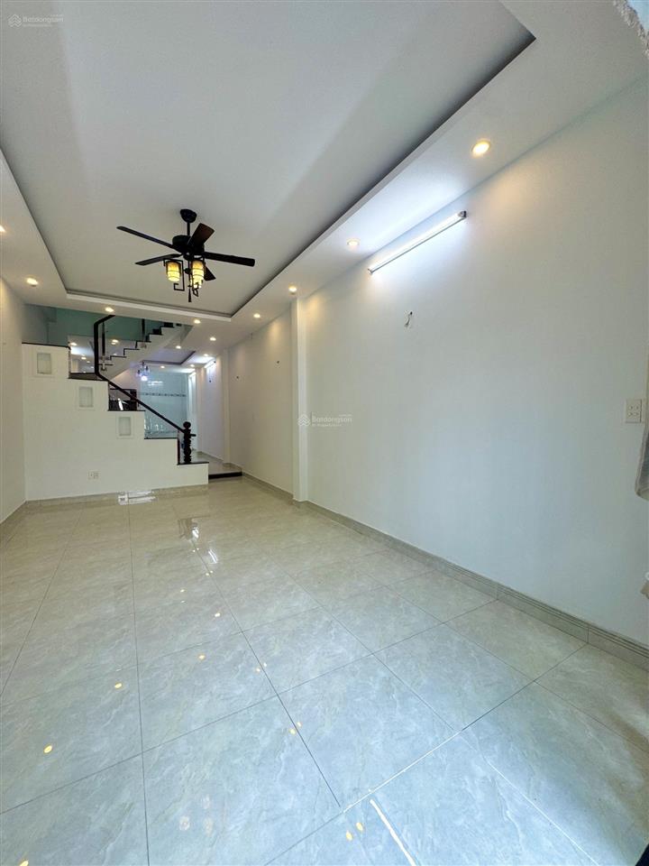 Chính chủ cần bán nhà trong khu dân cư đường trần văn ơn ngay chợ đông hoà sát đường trần hưng đạo