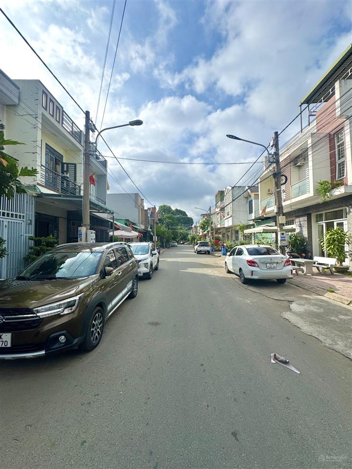 Chính chủ cần bán nhà trong khu dân cư đường trần văn ơn ngay chợ đông hoà sát đường trần hưng đạo