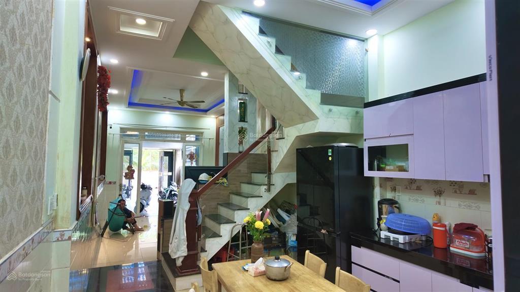 Chính chủ cần bán nhà lầu trệt sát bên chợ đông hòa và quốc lộ 1k ngay siêu thị bigc dĩ an