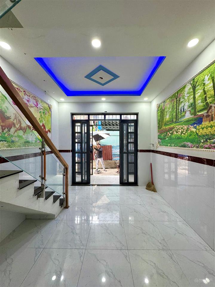 Chính chủ cần bán căn nhà lầu trệt hẻm đường ngô văn sở sát bên trung tâm hành chính dĩ an