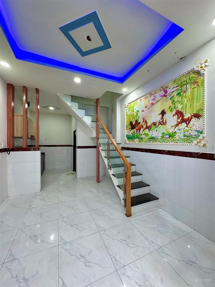 Chính chủ cần bán căn nhà lầu trệt hẻm đường ngô văn sở sát bên trung tâm hành chính dĩ an