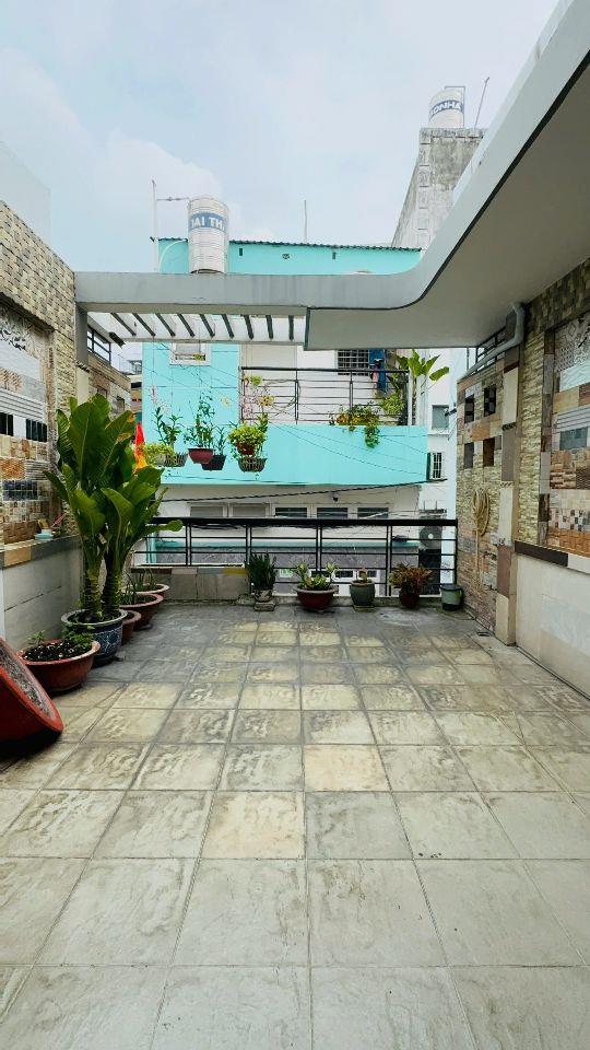 Tân Phú - Giáp Tân Bình - Hẻm Xe Hơi Đỗ Cửa - Không Quy Hoạch - 79M - 4PN - Nhỉnh 8 Tỷ