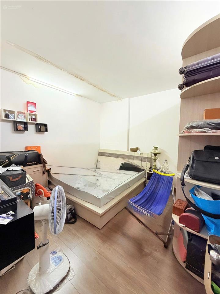 Bán nhà mặt tiền chung cư tầng trệt  quận 10  53m  tặng hết nội thất  2pn  nhỉnh 3 tỷ