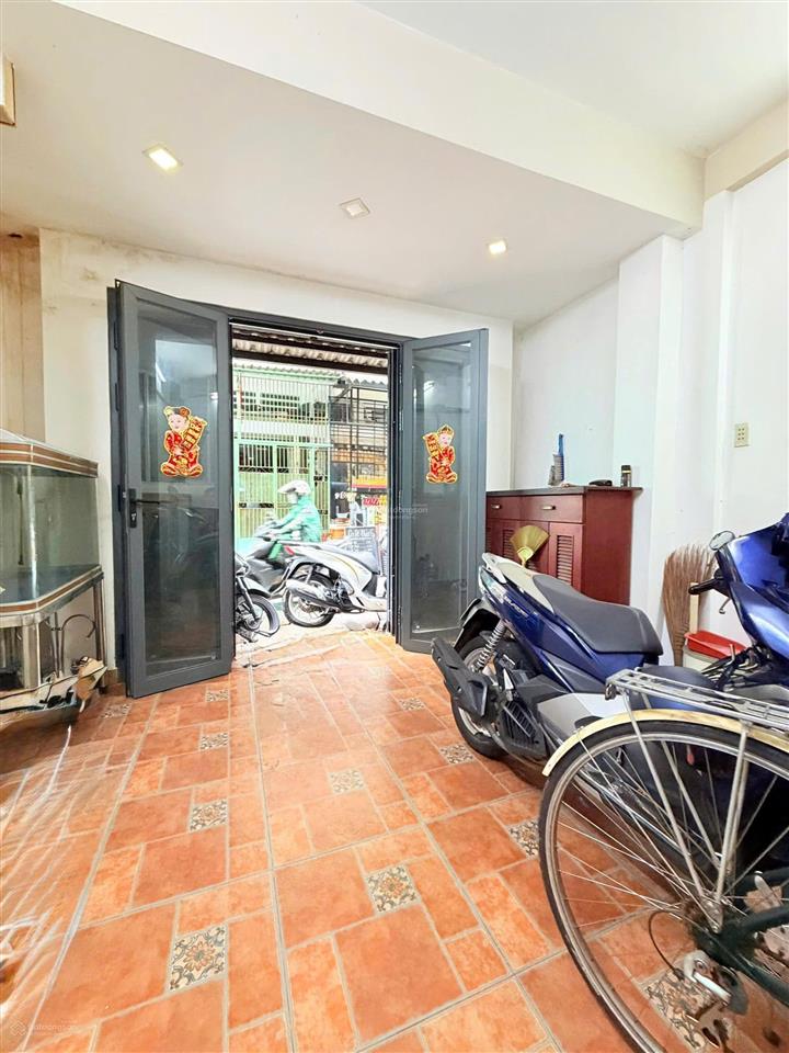 Bán nhà mặt tiền chung cư tầng trệt  quận 10  53m  tặng hết nội thất  2pn  nhỉnh 3 tỷ